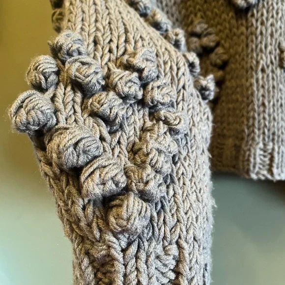 Wishlist Heart sweater S/M dark gray Valentines Day knit Pom Pom Sweater - Picture 14 of 16